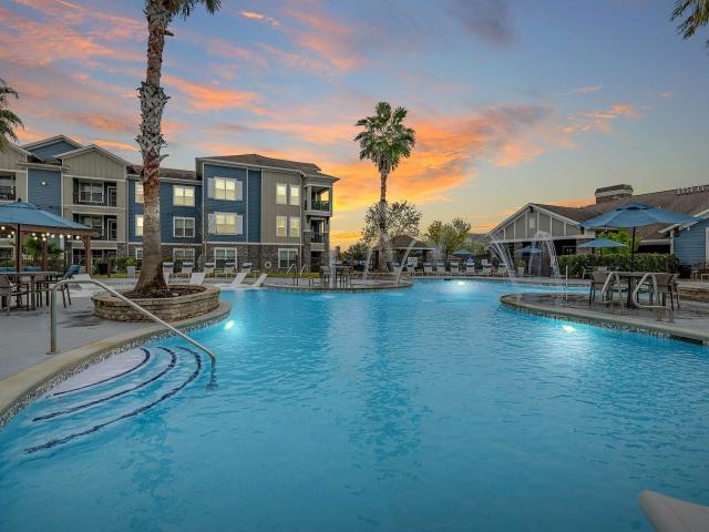 1 BR, 1 BA Apartment 2205 West Walker Street Unit 1204, League City, TX 77573