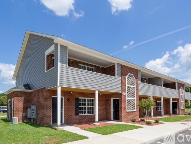 1 BR, 1 BA Apartment 220 Orlando Way, Unit C, Greenville, NC 27834
