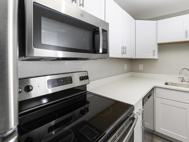 1 BR, 1 BA Apartment 2210 East 3300 South Unit 4003, Salt Lake City, UT 84109