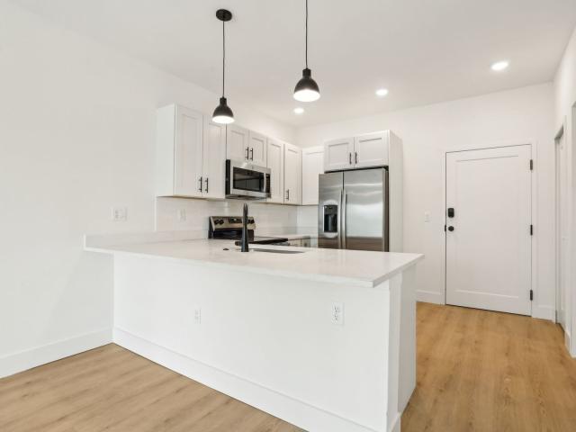 1 BR, 1 BA Apartment 221 South Bumby Avenue Unit 303, Orlando, FL 32803