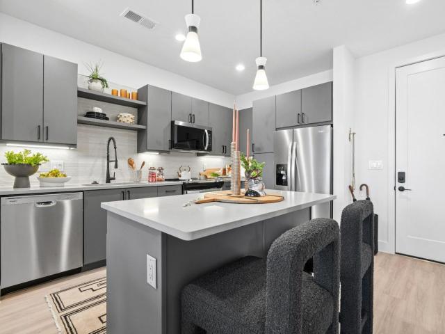 1 BR, 1 BA Apartment 2222 North Tryon Street Unit 570, Charlotte, NC 28206