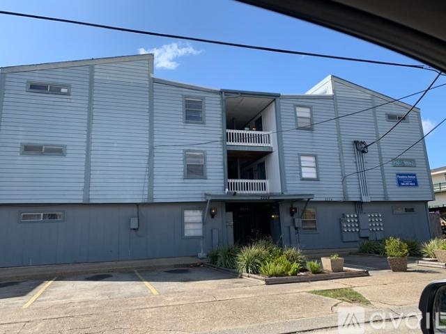 1 BR, 1 BA Apartment 2224 Pasadena Ave, Unit 208, Metairie, LA 70001