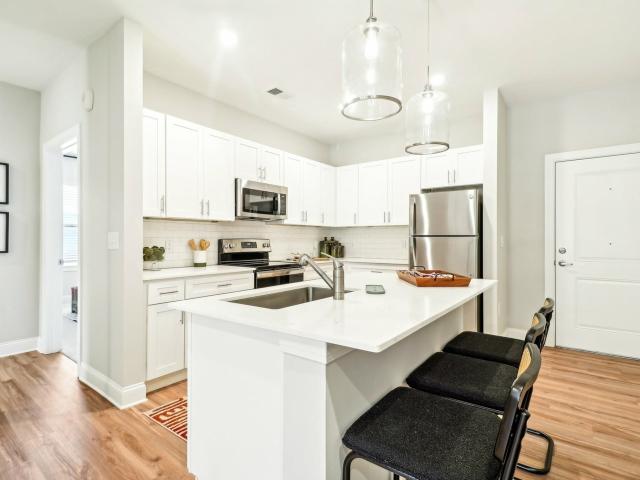 1 BR, 1 BA Apartment 2235 Lake Murray Boulevard Unit 1306, Columbia, SC 29212