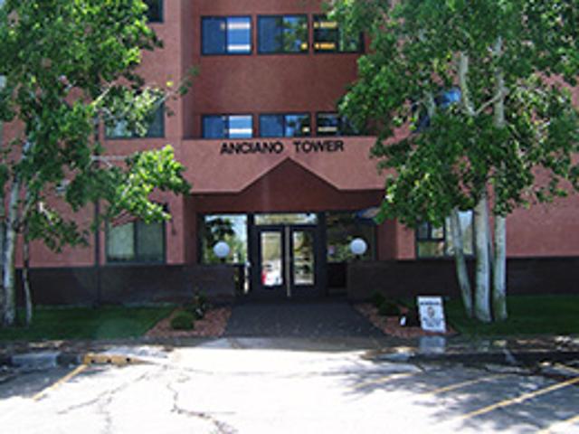 1 BR, 1 BA Apartment 227 North Ute Avenue, Montrose, CO 81401