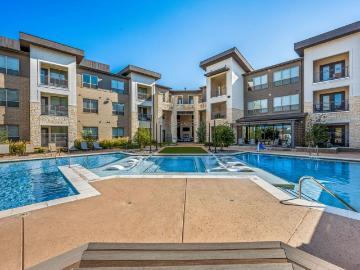 1 BR, 1 BA Apartment 2250 Hunters Creek Road Unit 3302, Denton, TX 76210