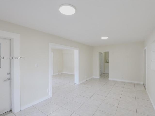 1 BR, 1 BA Apartment 2250 Northeast 136th Street, North Miami Beach, FL 33181