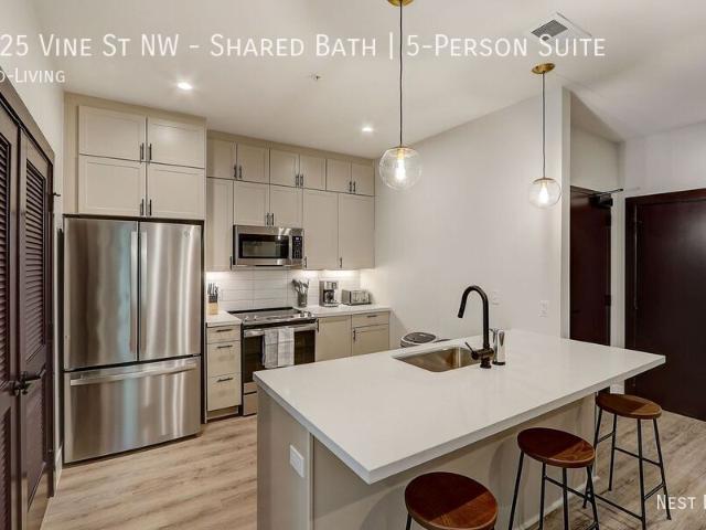1 BR, 1 BA Apartment 225 Vine St NW, Washington, DC 20012