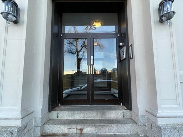 1 BR, 1 BA Apartment 225 Golden Hill St, Unit 6F, Bridgeport, CT 06604