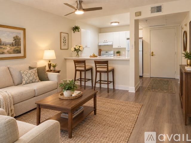 1 BR, 1 BA Apartment 22816 Market St, Unit 11, Santa Clarita, CA 91321