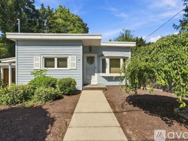 1 BR, 1 BA Apartment 22 Urrico Ave, North Smithfield, RI 02896