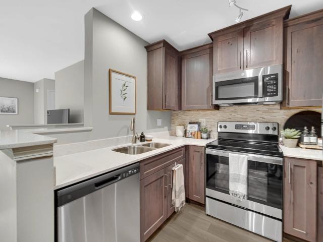 1 BR, 1 BA Apartment 22 Vivaldi Court Unit 182, Wheaton, IL 60189