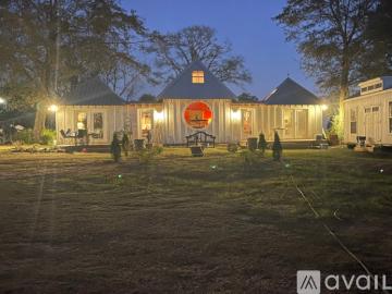 Aiken County, South Carolina - Equipped kitchen