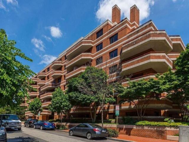 1 BR, 1 BA Apartment 2301 N St NW, Washington, DC 20037
