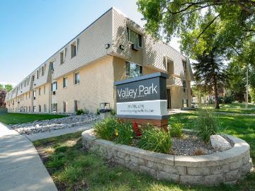 1 BR, 1 BA Apartment 2323 S 17th St Unit 4 307, Grand Forks, ND 58201
