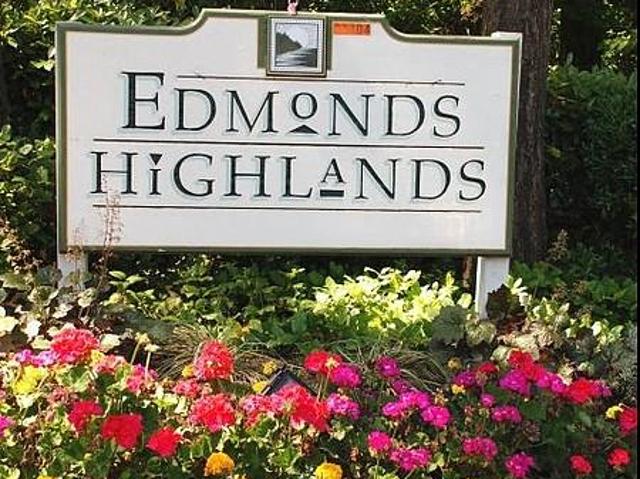 1 BR, 1 BA Apartment 23326 Edmonds Way Unit E302, Edmonds, WA 98026