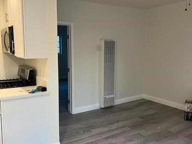 1 BR, 1 BA Apartment 237 West Wilson Avenue, Orange, CA 92867