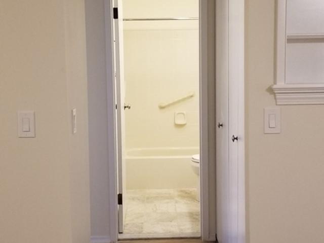 1 BR, 1 BA Apartment 235 Henry Ave, Unit 31K, Stratford, CT 06614