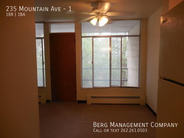 1 BR, 1 BA Apartment 235 Mountain Ave, Waukesha, WI 53188