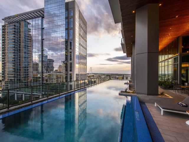 1 BR, 1 BA Apartment 2370 Victory Avenue Unit 2306, Dallas, TX 75202