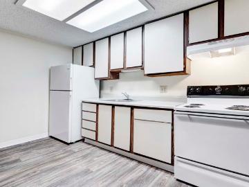 1 BR, 1 BA Apartment 2390 Woodglen Dr Unit D2269, Indianapolis, IN 46260