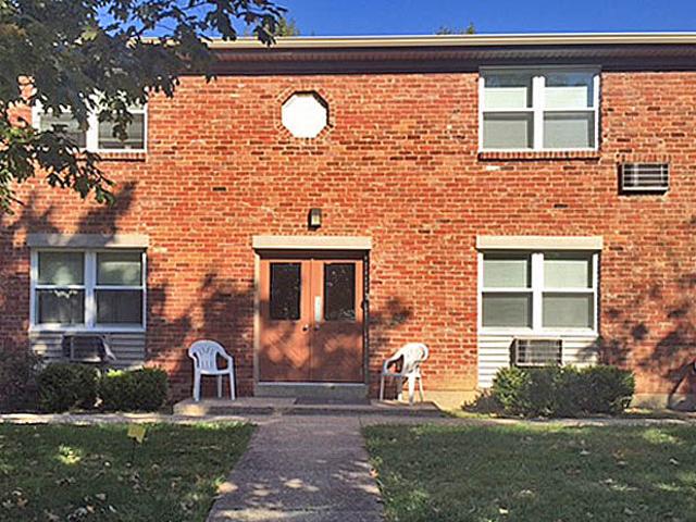 1 BR, 1 BA Apartment 2 Circle Drive Unit 12, Florence, KY 41042