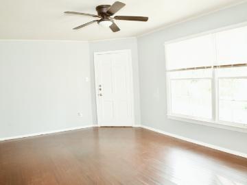 1 BR, 1 BA Apartment 3400 W Brookview Drive Unit 1 104, Waco, TX 76710