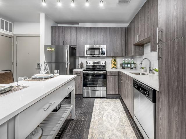 1 BR, 1 BA Apartment 3401 East West Highway Unit 162, Hyattsville, MD 20782