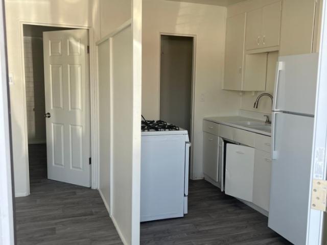 1 BR, 1 BA Apartment 3414 3426 East Kleindale Road Unit 3424A, Tucson, AZ 85716