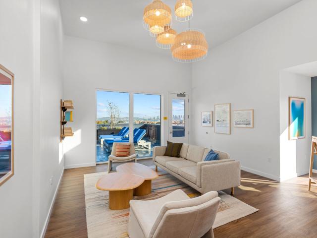1 BR, 1 BA Apartment 3417 Harbor Avenue Unit 115, Seattle, WA 98126