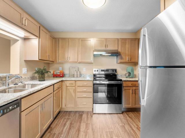 1 BR, 1 BA Apartment 341 Evans Avenue Northwest Unit 75 205, Elk River, MN 55330