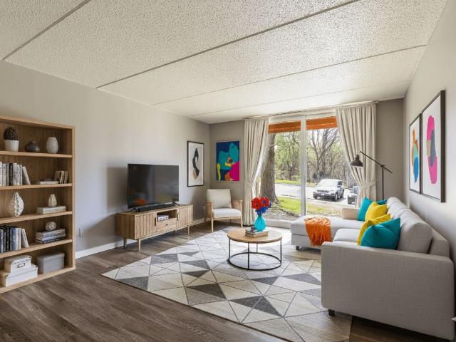 1 BR, 1 BA Apartment 3420 Joann Lane Unit 8401 F, Woodridge, IL 60517