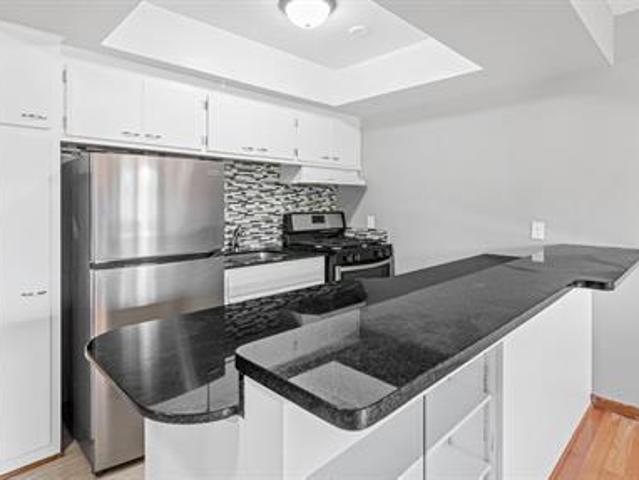 1 BR, 1 BA Apartment 3428 Harriet Avenue Unit 11, Minneapolis, MN 55408