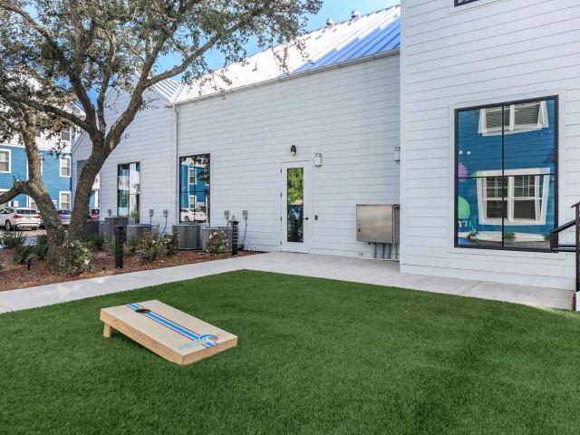 1 BR, 1 BA Apartment 347 Arboretum Drive Unit 120 105, Wilmington, NC 28405