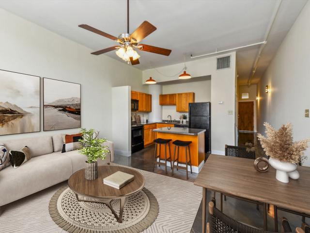 1 BR, 1 BA Apartment 344 Saint Joseph St Unit 302, New Orleans, LA 70130