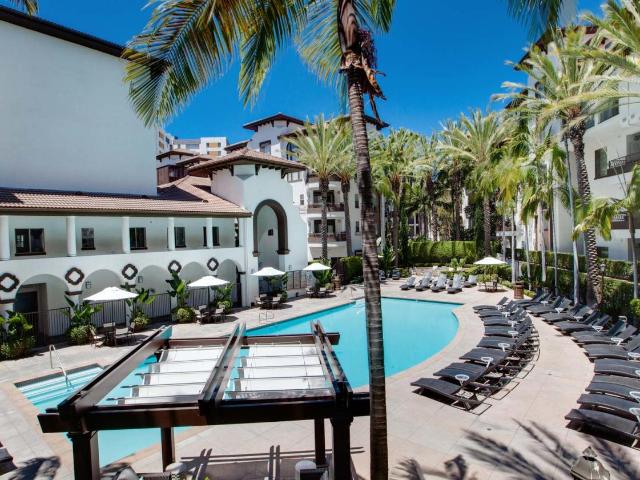 1 BR, 1 BA Apartment 348 S. Hauser Blvd Unit 1 bed, 1 bath, $3274, Los Angeles, CA 90036