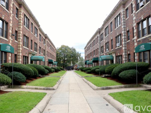 1 BR, 1 BA Apartment 349 Pleasant St, Unit C 16, Malden, MA 02148