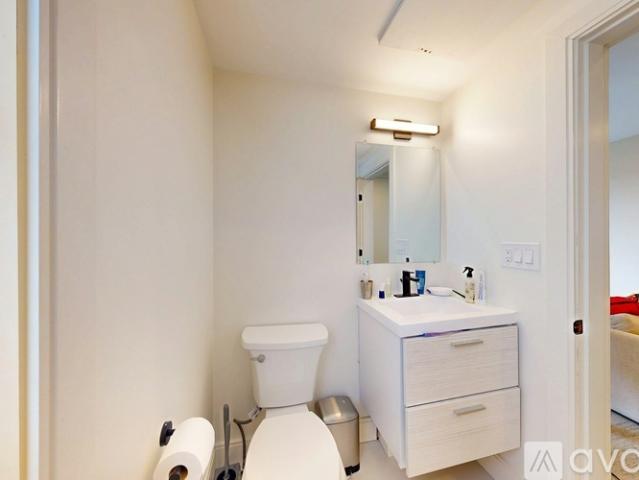 1 BR, 1 BA Apartment 353 E 8th St, Unit 3, Boston, MA 02127