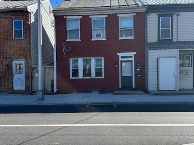 1 BR, 1 BA Apartment 353 N Hanover St., Carlisle, PA 17013