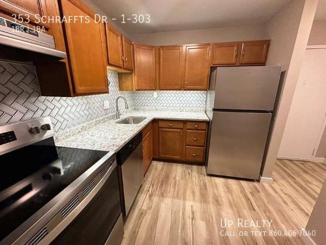 1 BR, 1 BA Apartment 353 Schraffts Dr, Waterbury, CT 06705