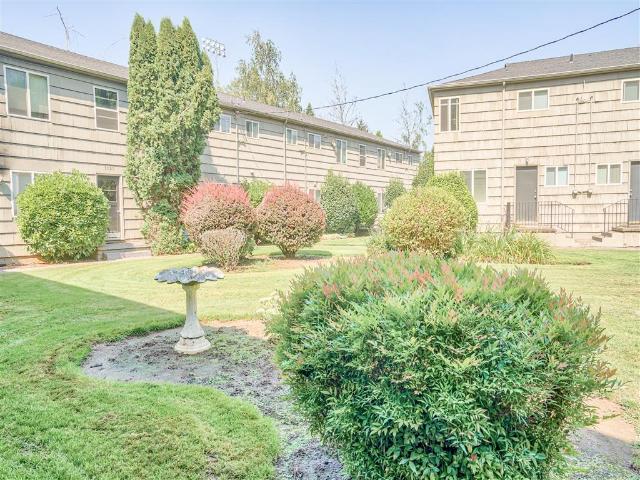1 BR, 1 BA Apartment 3506 Southeast 33rd Avenue Unit 34204, Portland, OR 97202