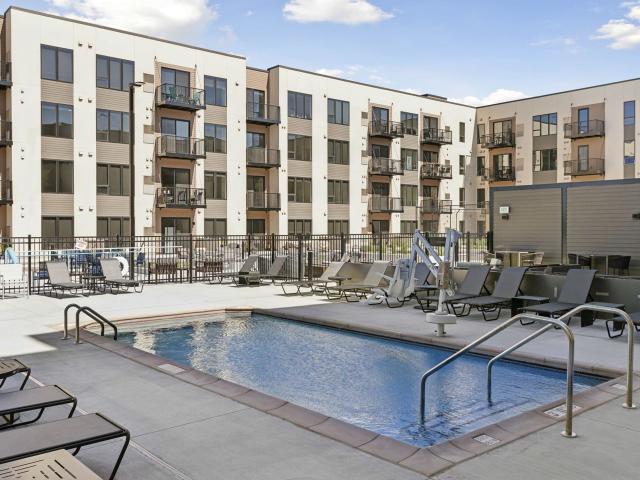 1 BR, 1 BA Apartment 3510 Beltline Boulevard Unit 542, Minneapolis, MN 55416