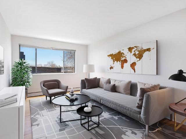 1 BR, 1 BA Apartment 3510 N Pine Grove Ave Unit 210, Chicago, IL 60657