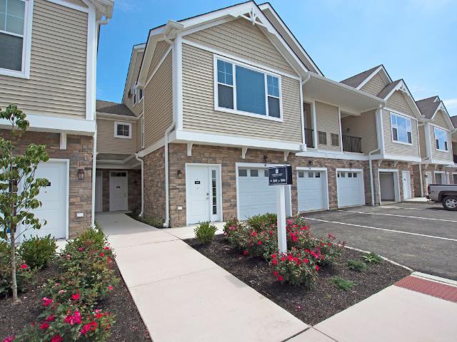 1 BR, 1 BA Apartment 3535 Grandview Drive Unit 7104, Macungie, PA 18062