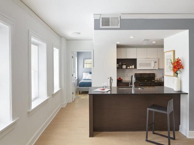 1 BR, 1 BA Apartment 3560 Broadway Boulevard Unit 209, Kansas City, MO 64111