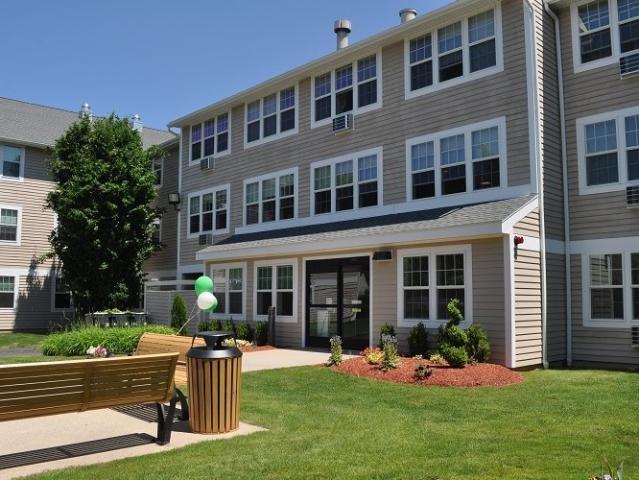 1 BR, 1 BA Apartment 356 Torringford West St, Torrington, CT 06790