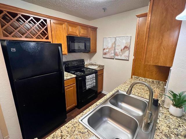 1 BR, 1 BA Apartment 359 North West Street Unit 489, Indianapolis, IN 46202