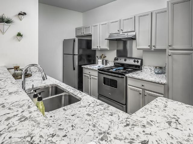 1 BR, 1 BA Apartment 3600 Eastover Ridge Drive Unit 335, Charlotte, NC 28211
