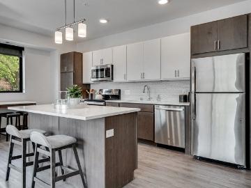 1 BR, 1 BA Apartment 3600 France Avenue N Unit 221, Minneapolis, MN 55422