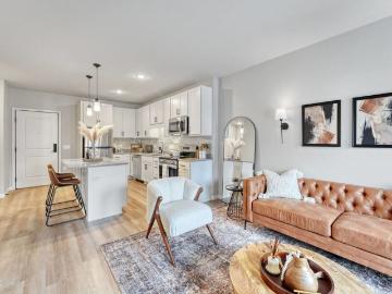 1 BR, 1 BA Apartment 3600 Hoffman Road Unit 322, Saint Paul, MN 55110