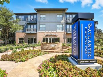 1 BR, 1 BA Apartment 3600 Wheeler Street Unit 2110, Dallas, TX 75209